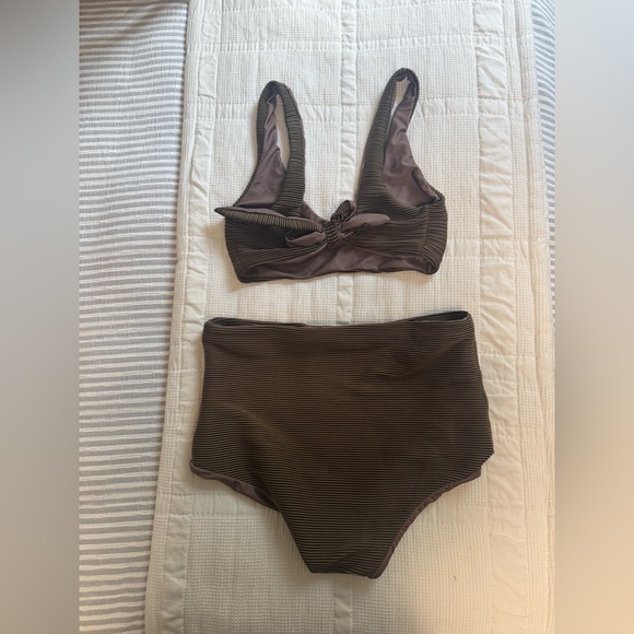 Of One Sea Swimsuit - Picture 3 of 3